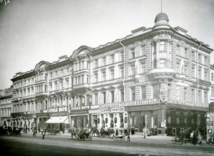 No 54 Nevsky Prospekt, esquina de Malaya Sadovaya Street, San Petersburgo, principios de 1900 de Russian Photographer